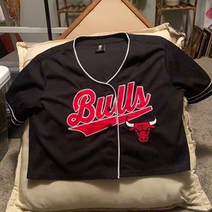 Cropped Bulls Jersey number 66
